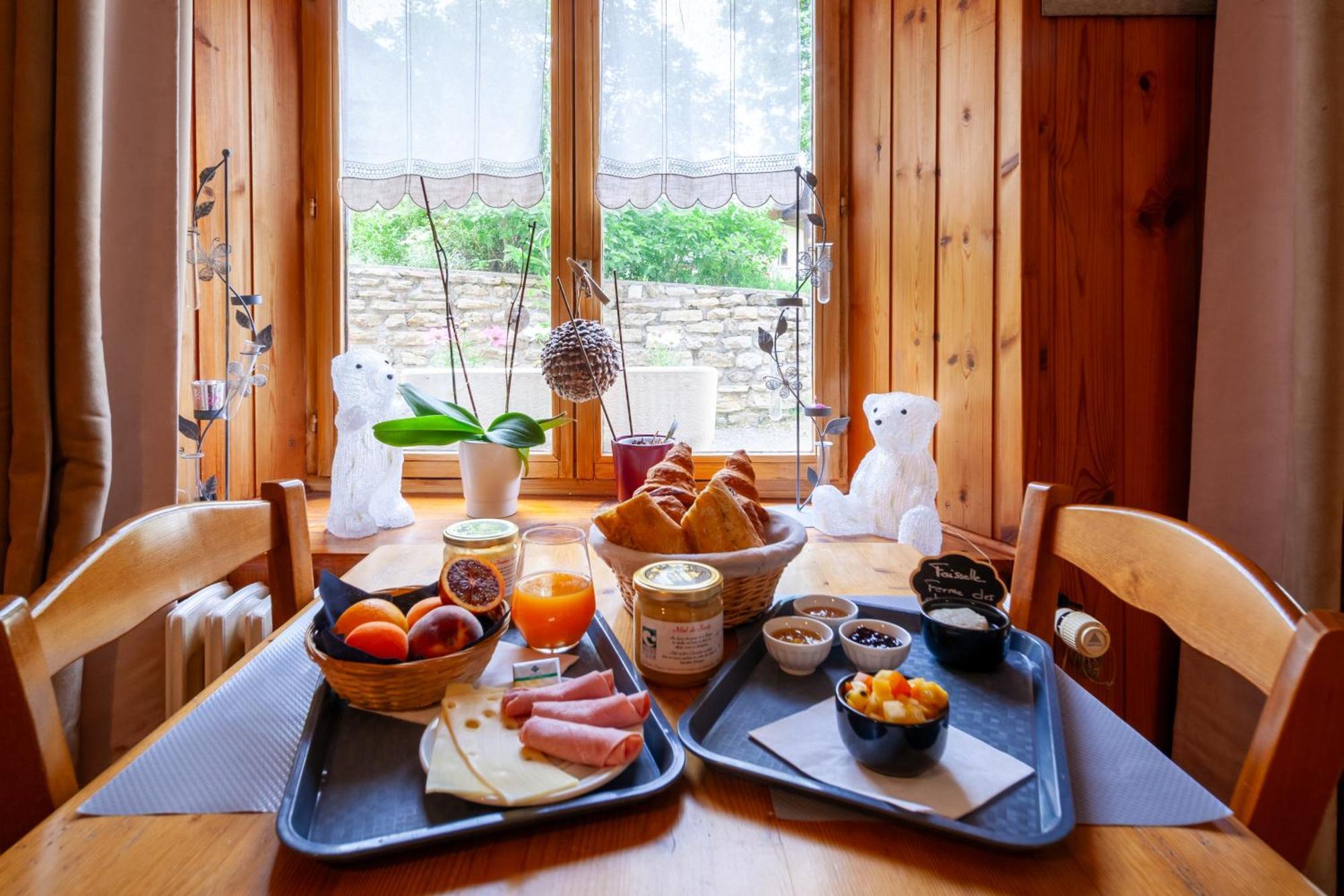 Hotel Auberge des Montauds à Villard-de-Lans Extérieur photo