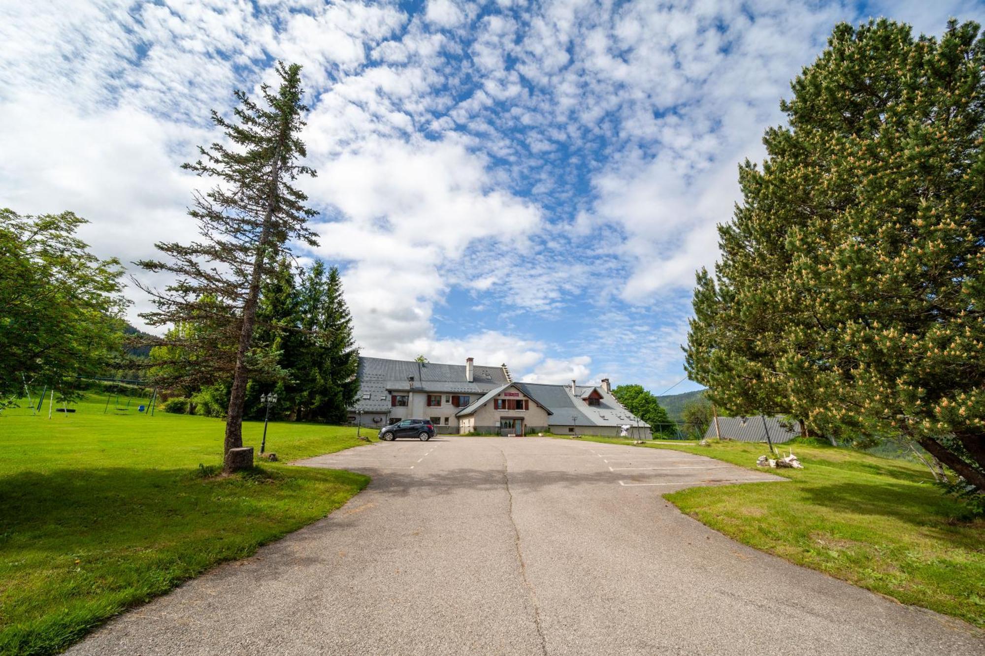 Hotel Auberge des Montauds à Villard-de-Lans Extérieur photo